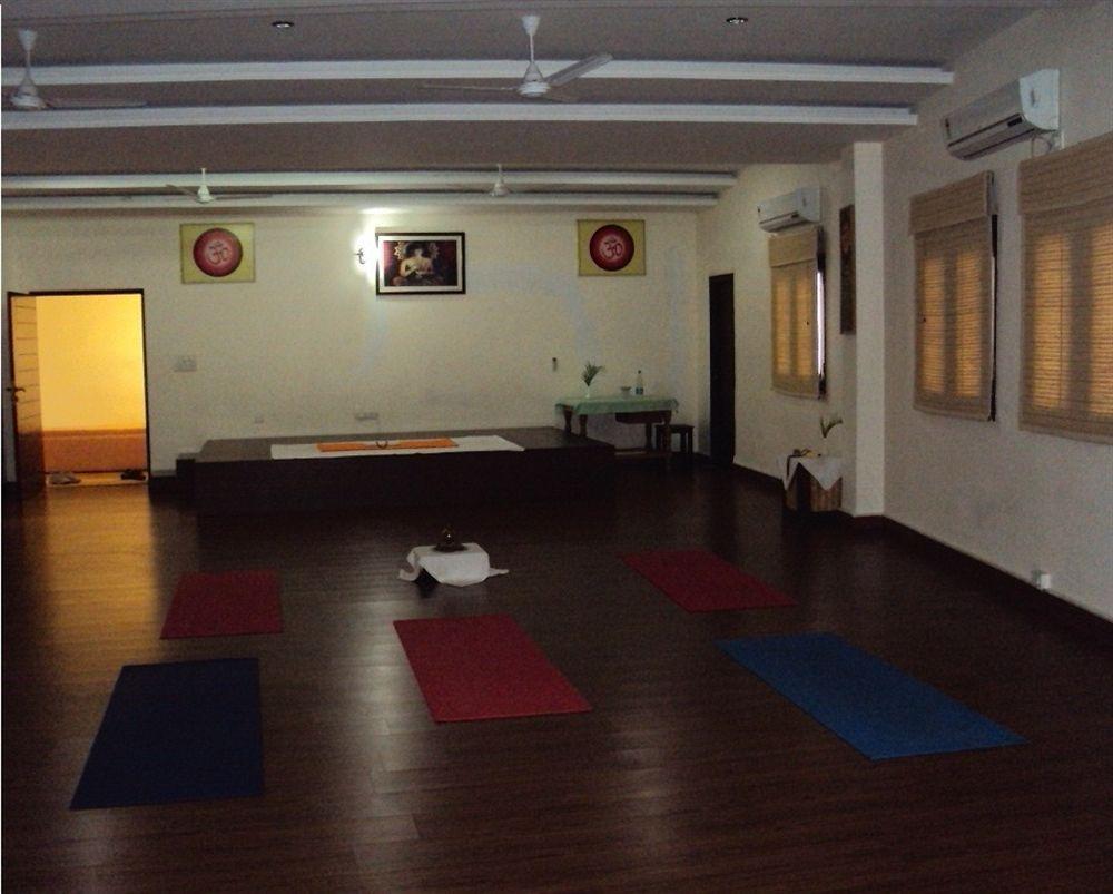 מלון רישיקש Naturoville Ayurvedic And Yoga Retreat מראה חיצוני תמונה