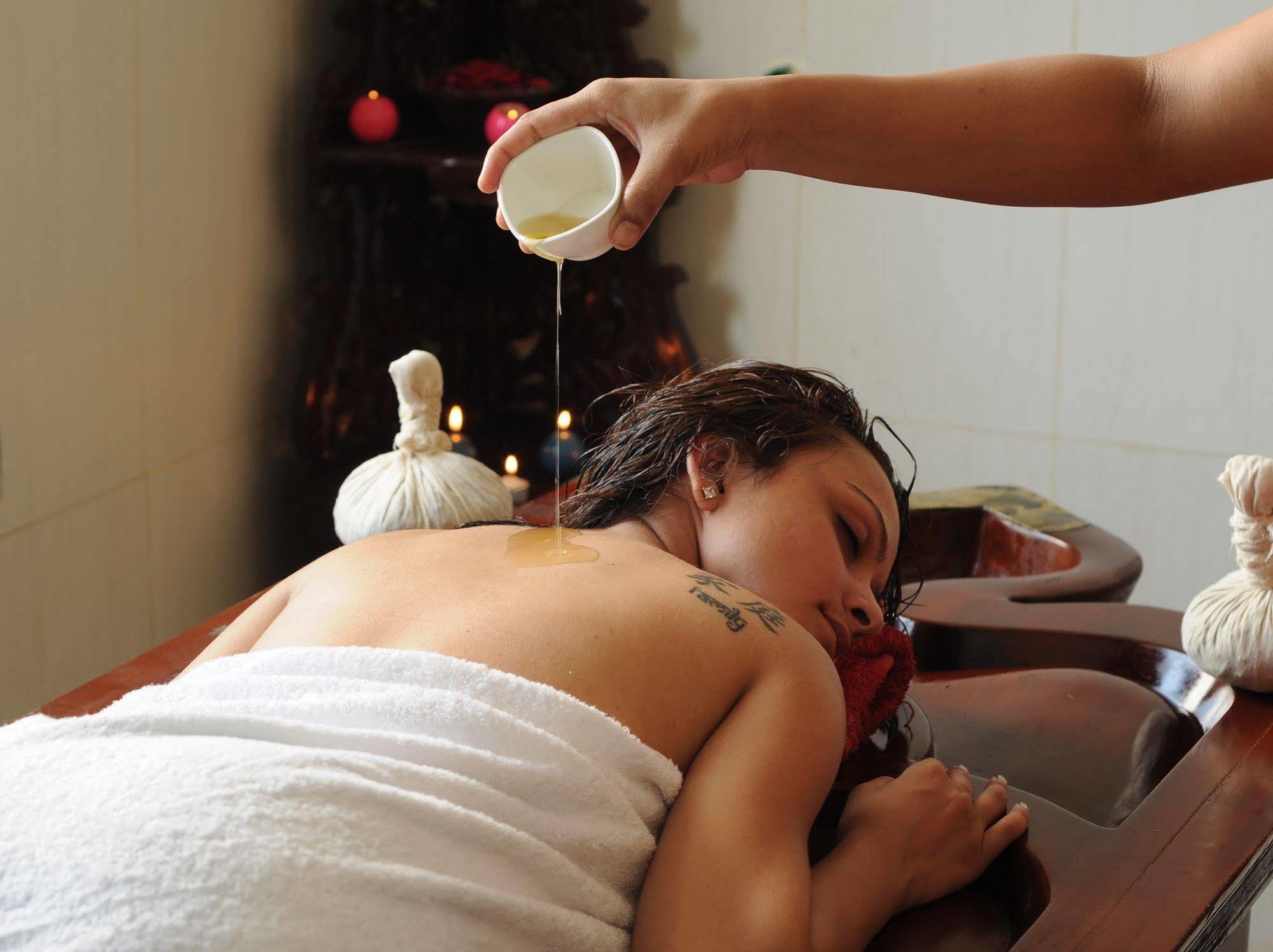 מלון רישיקש Naturoville Ayurvedic And Yoga Retreat מראה חיצוני תמונה