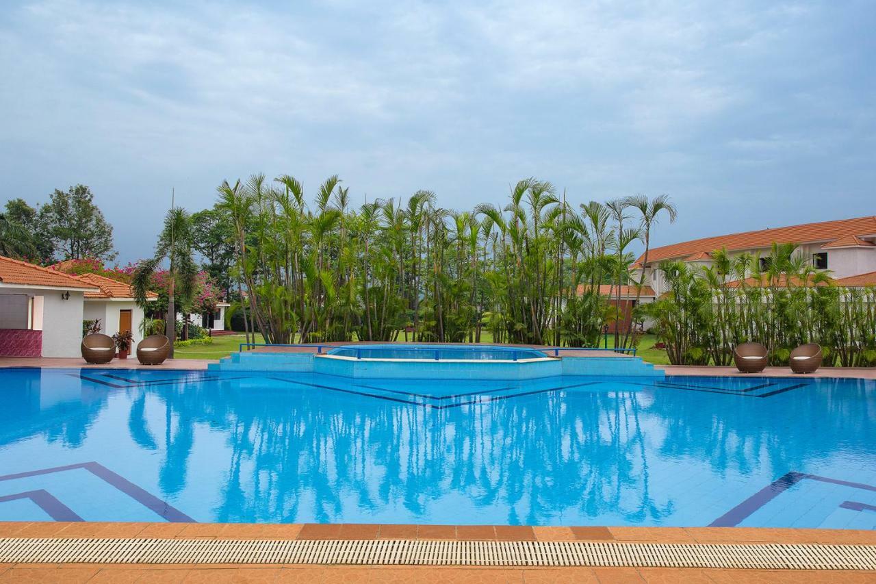 מלון רישיקש Naturoville Ayurvedic And Yoga Retreat מראה חיצוני תמונה