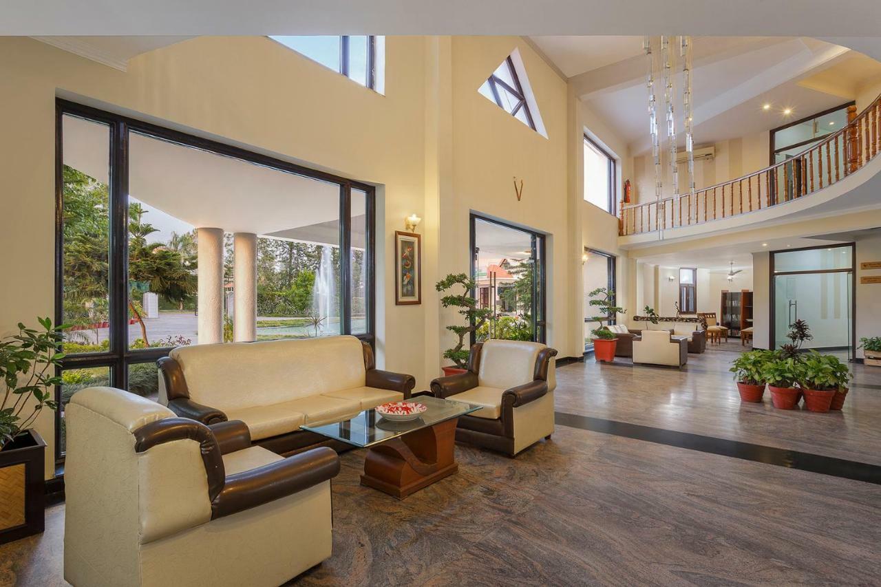 מלון רישיקש Naturoville Ayurvedic And Yoga Retreat מראה חיצוני תמונה